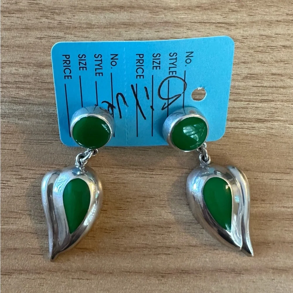 Gorgeous 925 Green & Silver post earrings - Picture 1 of 3